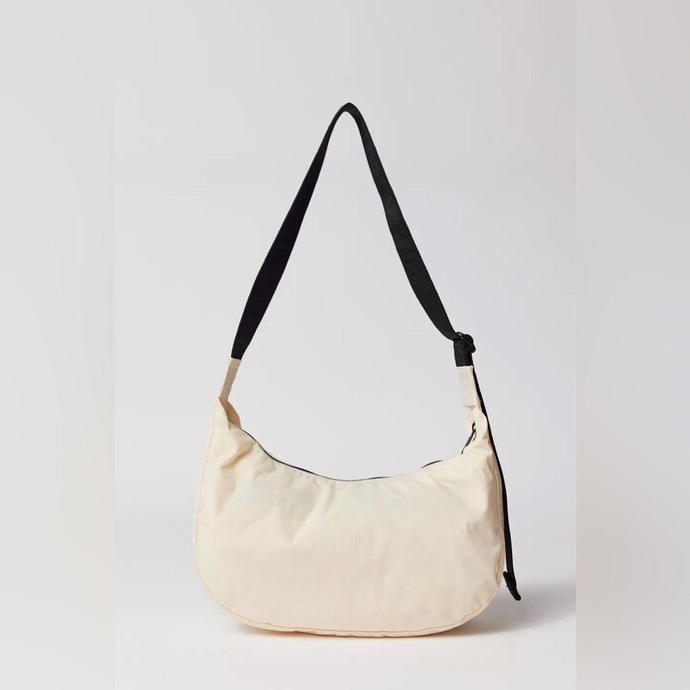 BAGGU Medium Nylon Crescent Bag. Ivory